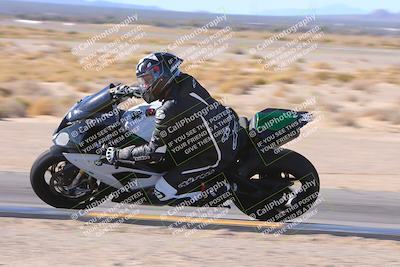 media/Dec-10-2023-SoCal Trackdays (Sun) [[0ce70f5433]]/Turn 9 Inside Set 2 (1115am)/